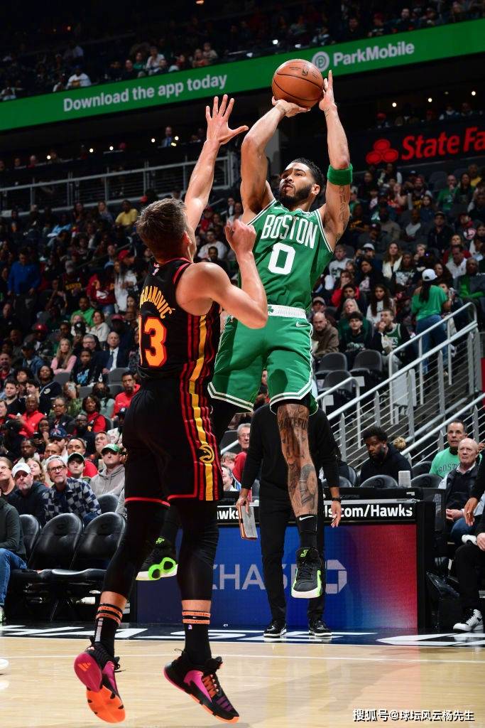 爱游戏官网爆冷引发热议！，穆雷在巴黎圣日耳曼比赛中夺冠上演精彩一战(穆雷集锦2021)