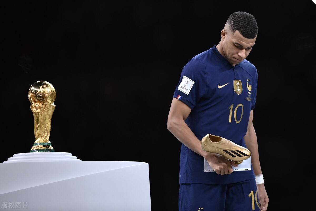 爱游戏官网包含夺冠首场状态出色，法国队观众沸腾！，姆巴佩重返赛场引发球迷热议的词条